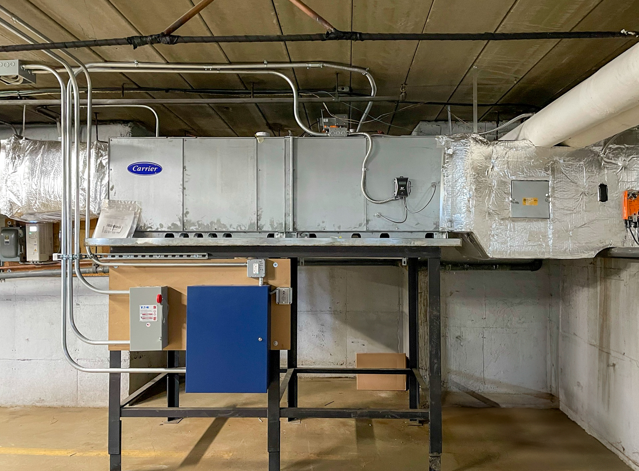 Blog - Scarborough Manor Corridor